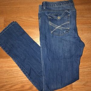 SOLD** aeropostale skinny jeans